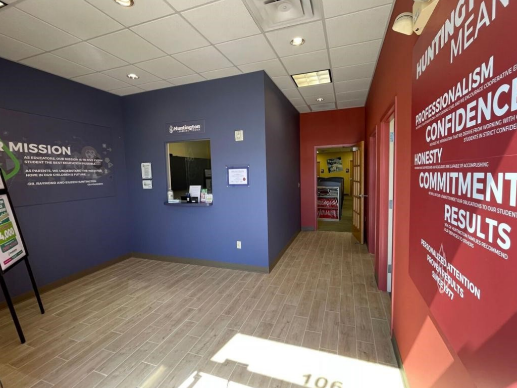 waiting area inside a Huntington Learning Center franchise